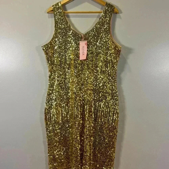Maner gold sequin women’s midi length evening dress. Size 3X
NWT - Picture 1 of 10